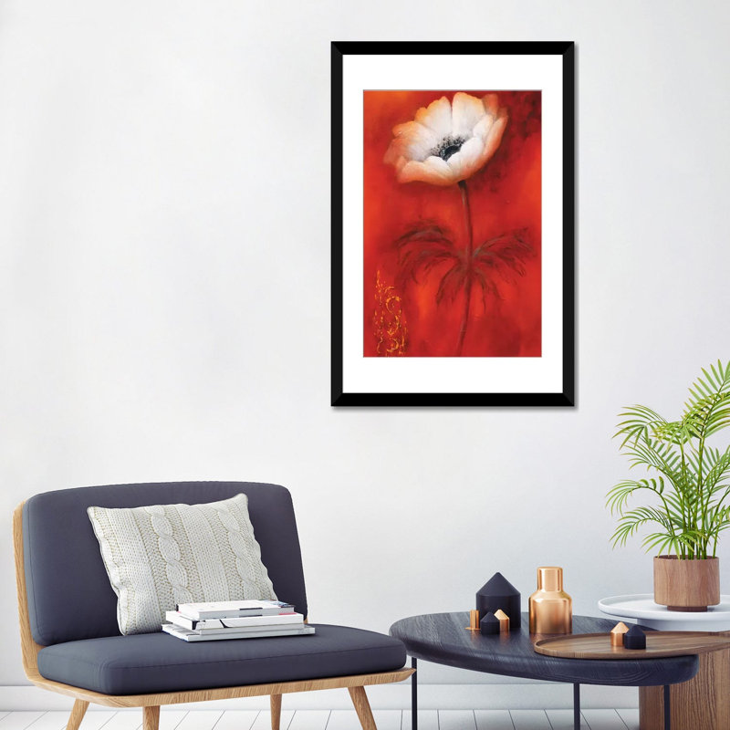 «Anemone I», reproduction sur toile, H 24 po x l 16 po x P 1 po, Papier beaux-arts encadré noir, Blanc