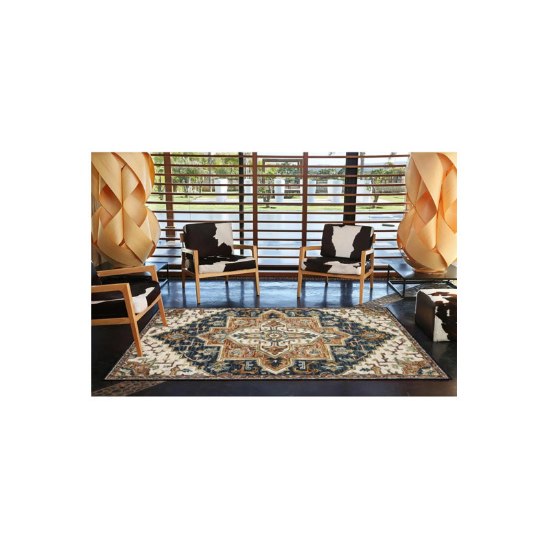 Tapis tissé avec motif géométrique traditionnel, Rectangle 2 pi 4 po x 4 pi