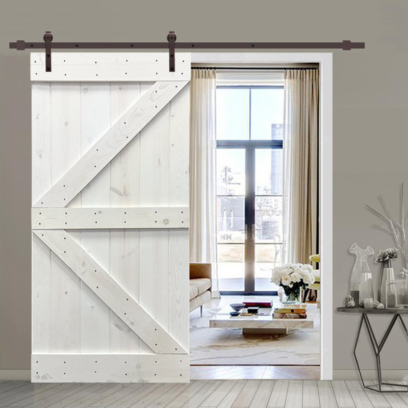 Porte de grange en panneau de bois et métal peint avec ensemble de quincaillerie d’installation, 42 po x 84 po, Blanc