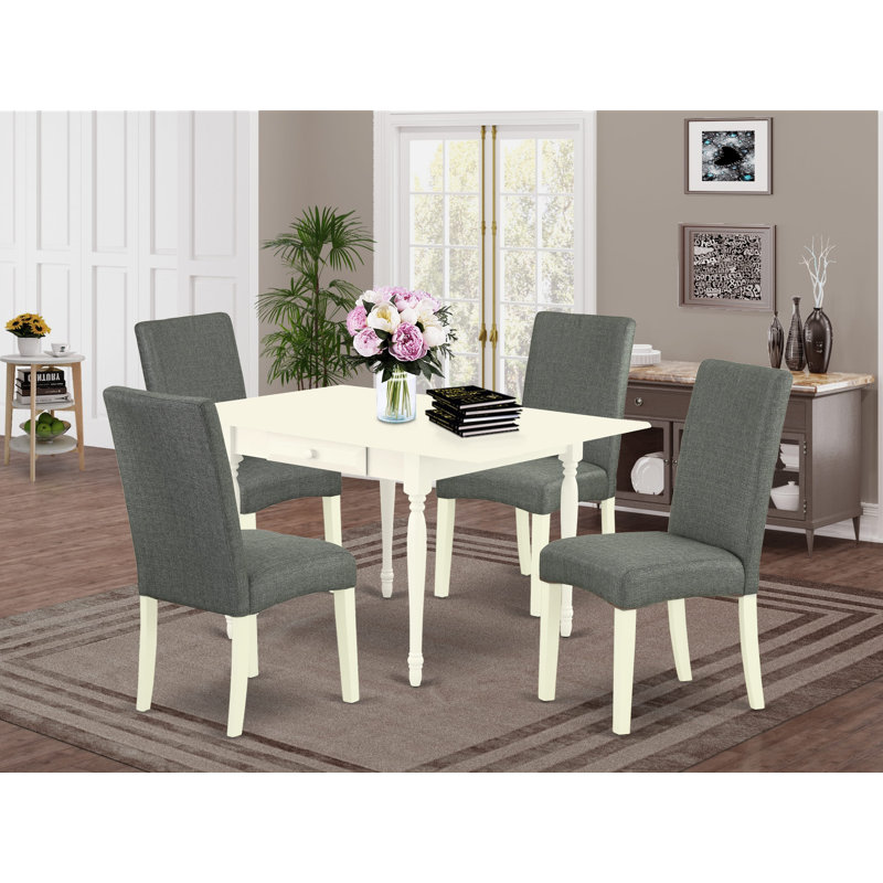 L'ensemble de table de cuisine 5 pièces pour 4 personnes comprend une table de salle à manger rectangulaire avec Dropleaf et 4 chaises de salle à manger Parsons en tissu gris, lin blanc