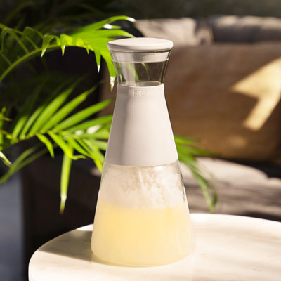 Carafe en verre avec couvercle
