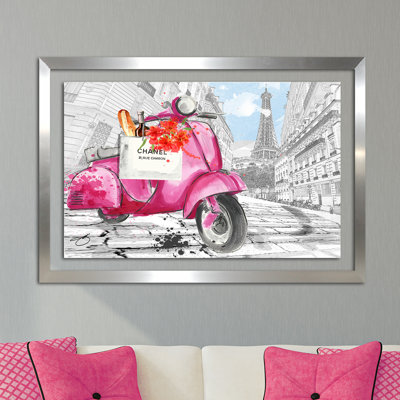 «Scoot Around Paris in Pink 2», impression encadrée
