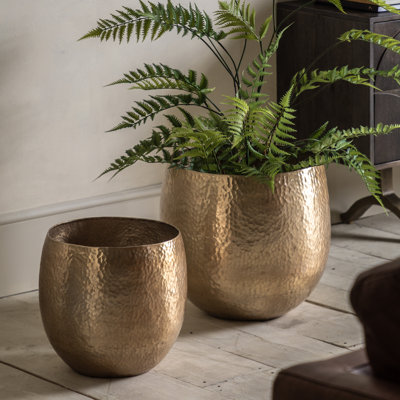 Alitia Metal Pot Planter