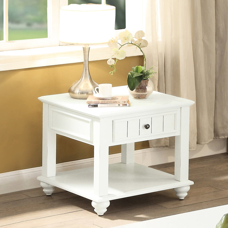 Table de bout blanche délavée pour la chambre à coucher - Rangement polyvalent et style rectangulaire en bois blanchi