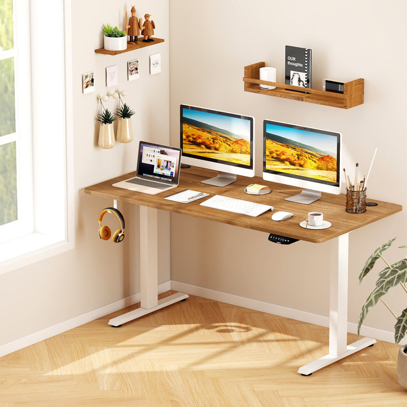 Bureau debout à hauteur ajustable Studley, H 47,3 po x l 55 po x P 28 po, Naturel / blanc