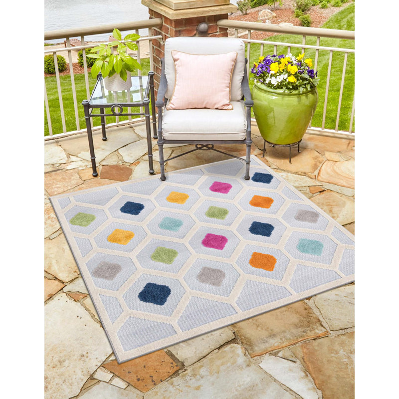 Geometric Indoor / Outdoor Rug, Square 5'3"