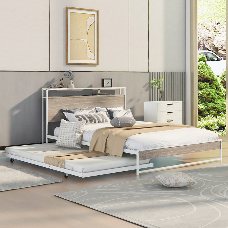 Modern Design Modern Metal Platform Bed Frame With Bed, Queen, White