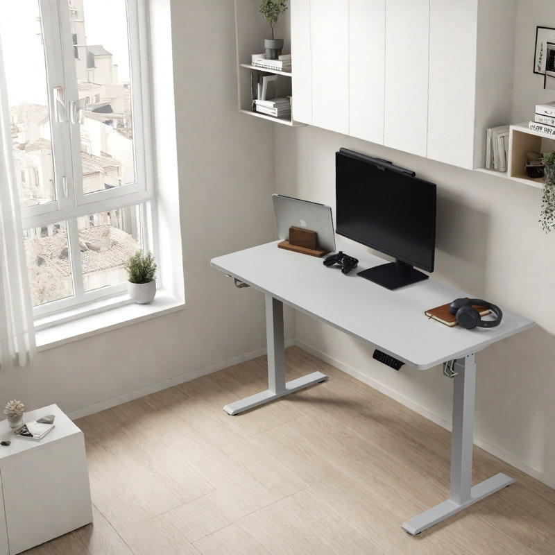 Bureau debout à hauteur réglable électrique Larreon, H 47,2 po x l 48 po x P 24 po, Blanc cassé / blanc