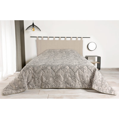Viv Polyester Floral Bedspread