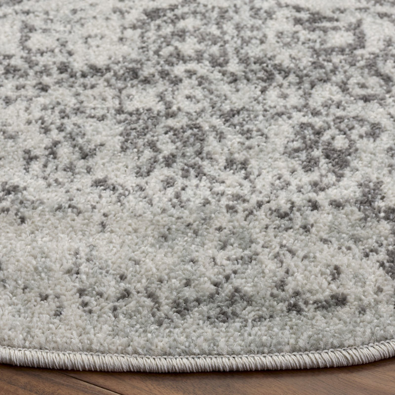Rockport Performance Oriental Rug, Round 6'7"