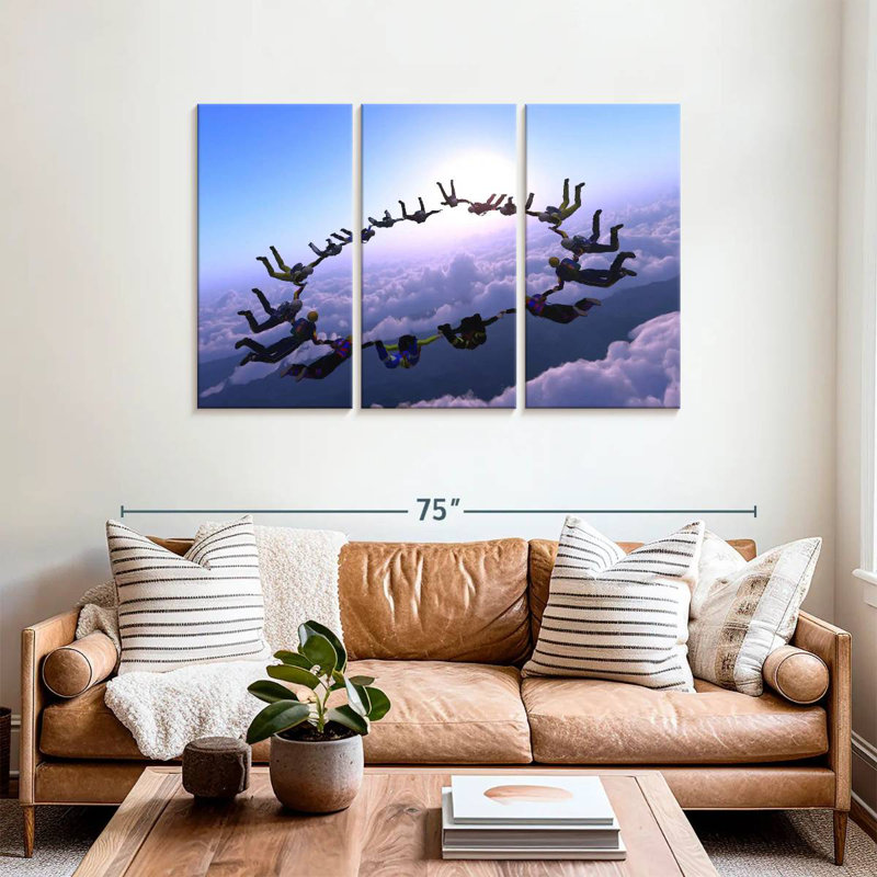 Sireci Extreme Skydiving, 36" H x 57" W
