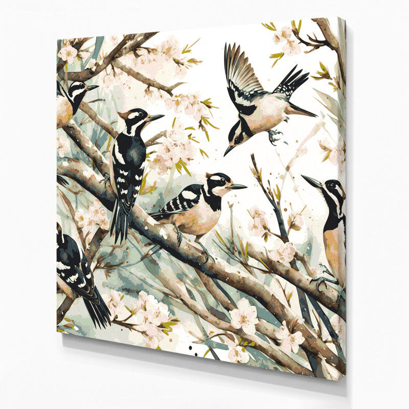 Birds Downy Woodpecker, H 12 po x l 12 po