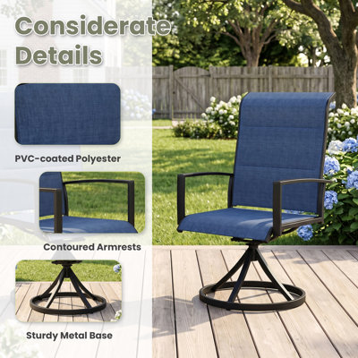 Coutelier avec chaises pivotantes et parasol