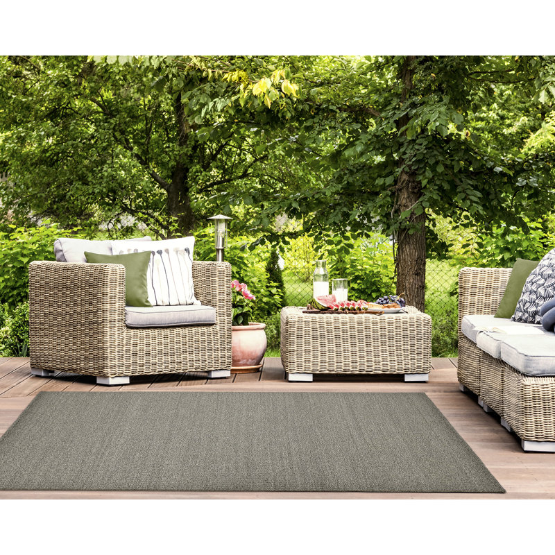 Tapis intérieur / extérieur gris Hubertusz, Rectangle 3 pi 6 po x 5 pi 6 po