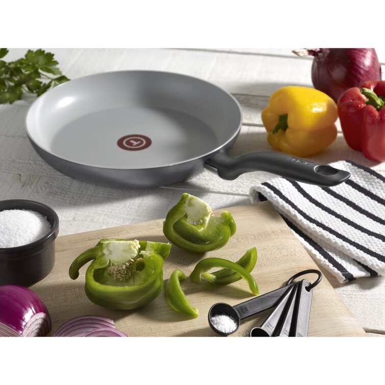 T-fal Initiatives Ceramic Cookware Review