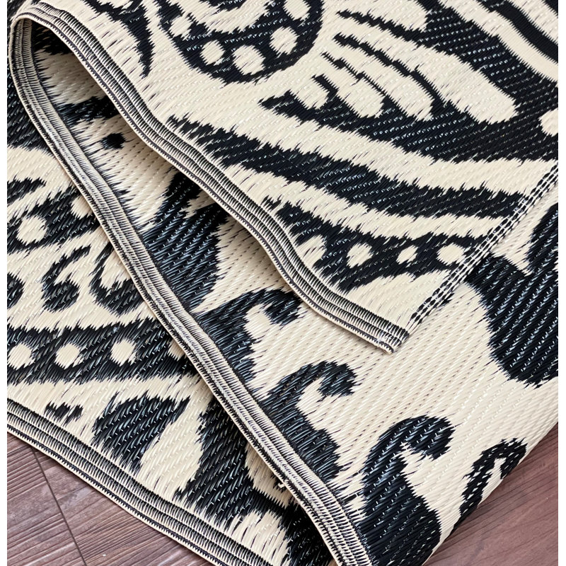Franoise Geometric Indoor / Outdoor Rug, Rectangle 5' x 7'