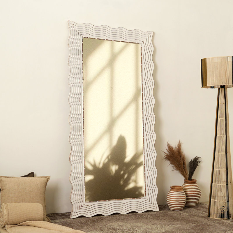 Miroir rectangulaire rustique en bois massif sculpté à la main de forme ondulée - 36 po x 72 po