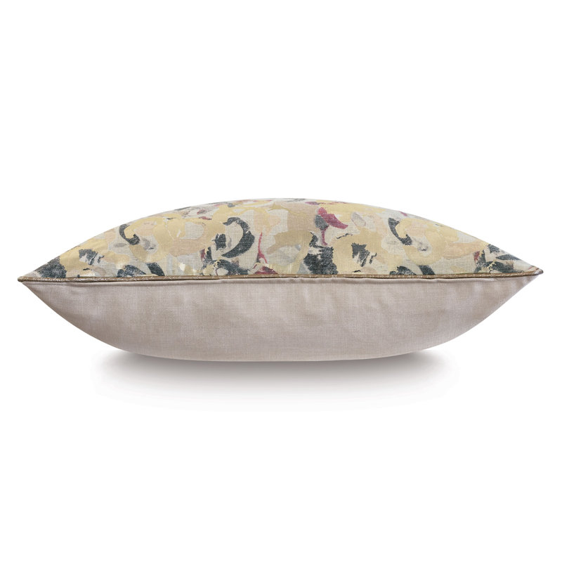 Valentina Sham, Standard