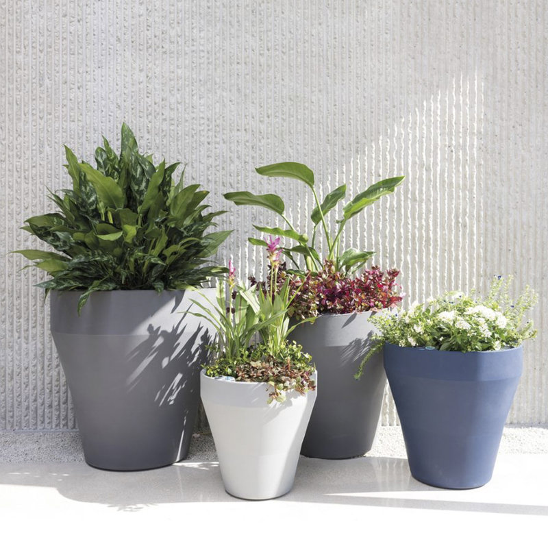 Ash Gray 18'' Round Self-Watering Planter Pot