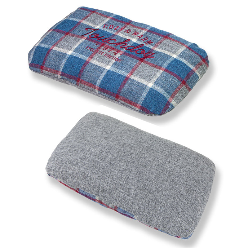 Touchdog 'Archi-Checked' Designer Plaid Oval Dog Bed, Large (31" W x 24" D x 7.1" H), Blue