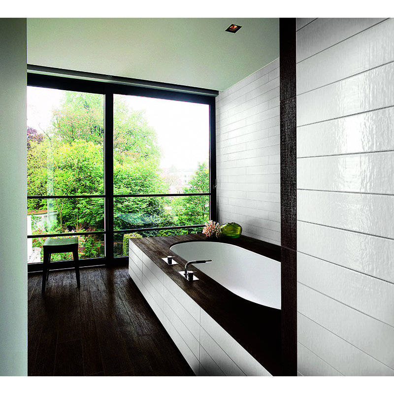Tuile de look en porcelaine 4" x 20" Barrique, Noir