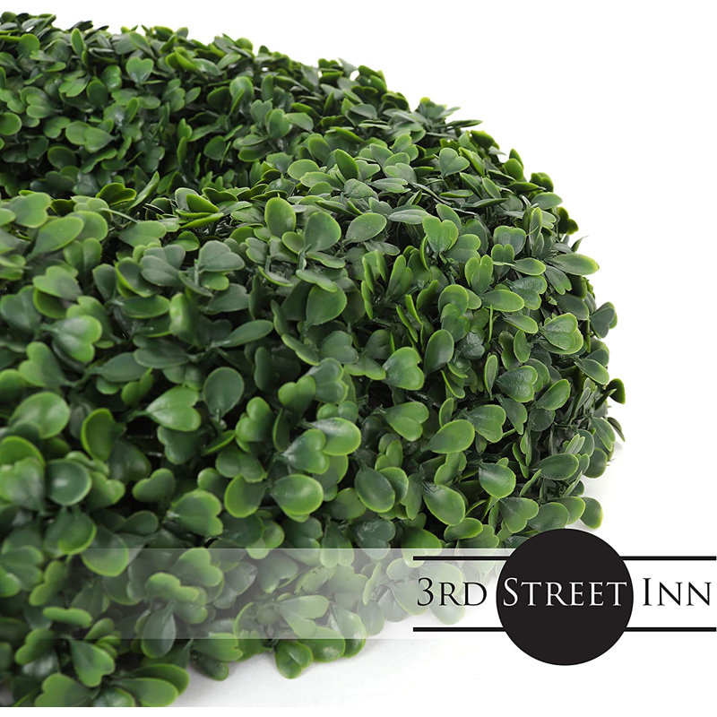 14" Green Boxwood and Eucalyptus Front Door Wreath