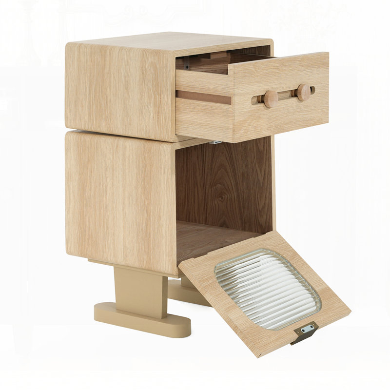 Table d'appoint charmante