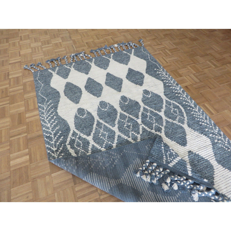 Tapis de zone en laine bleu/ivoire 5 pi x 8 pi 3 po one-of-kind-noué la main Juelz