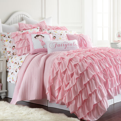 Bella Twin Quilt Set