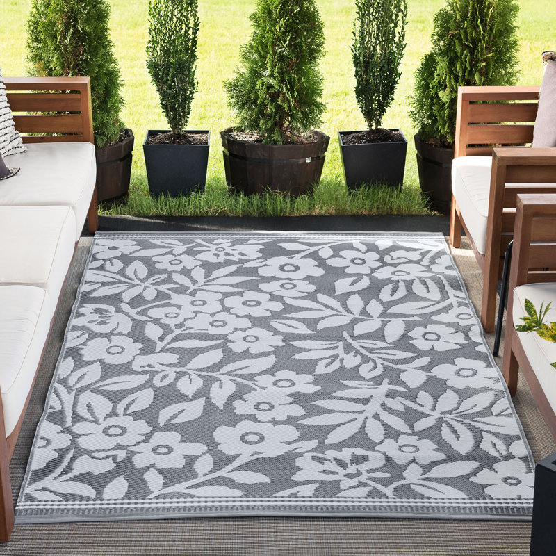 Tapis intérieur / extérieur gris / blanc Bogaerts, Rectangle 5 pi x 6 pi 11 po