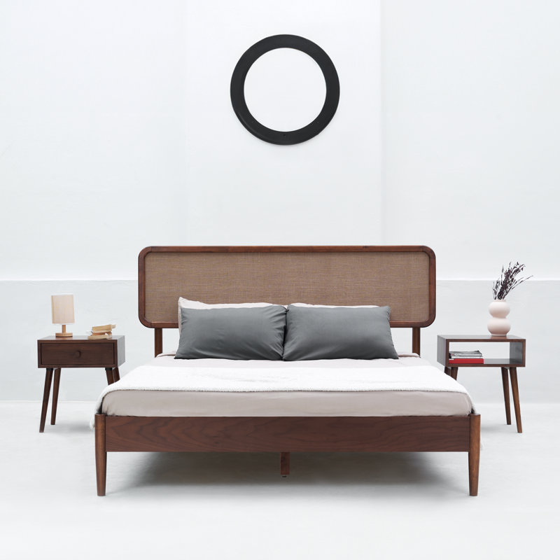 Lit plateforme en bois massif NTC avec tête de lit et lattes silencieuses NTC, style Mid-Century moderne, capacité de poids de 1000 lb, assemblage sans effort, très grand noyer foncé