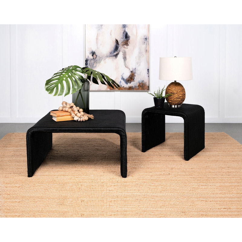 Table d'appoint carrée noire rétro avec plateau tissé, idéale pour le salon, les cuisines et les espaces rétro en forme de U.