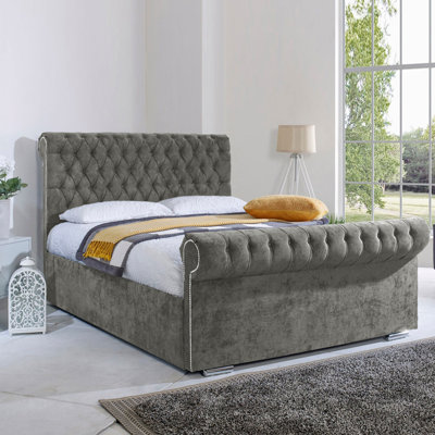 Fancy_Sleigh Bed
