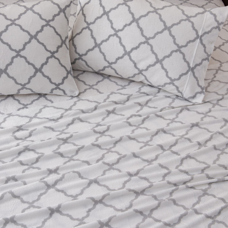 100% Polyester Geometric Sheet Set, King, White/Gray