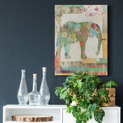 «Elephant Montage» par Tava Studios - reproduction d'art sur toile tendue