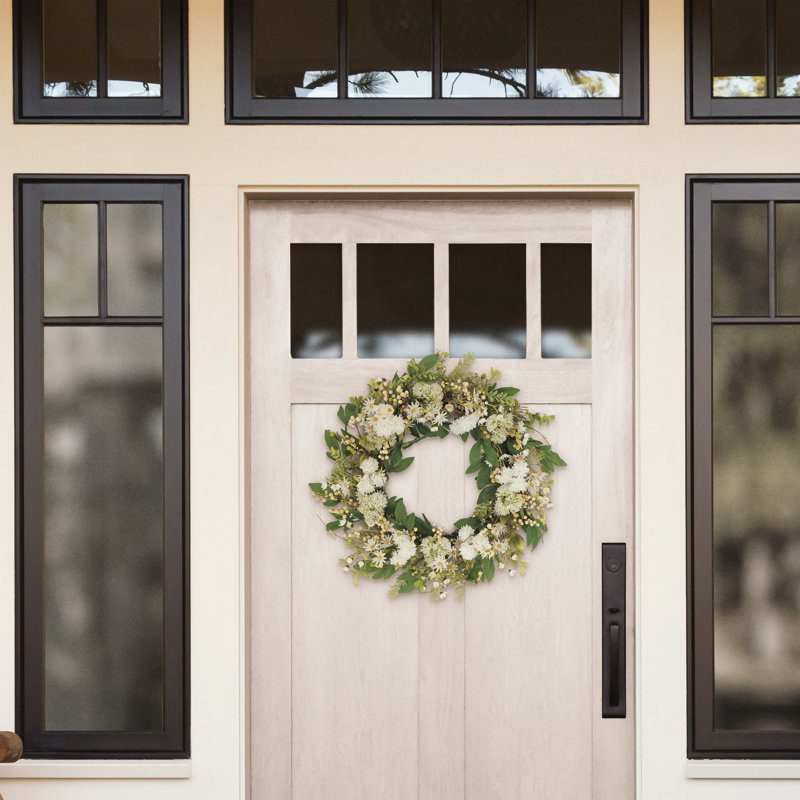 30" Artificial Chrysanthemum and Daisy Floral Spring Wreath   