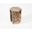 Table d'appoint en marbre rose naturel, prisme hexagonal et tons terreux, idéale pour les variations de couleurs dans le salon, convient aux petits espaces.
