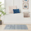Tapis bleu marocain lavable à la machine Kittie-931791437