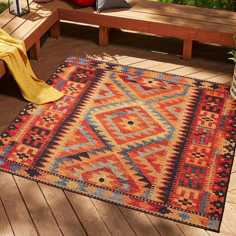 Lidio Washable Geometric Indoor / Outdoor Rug, Square 7'10"