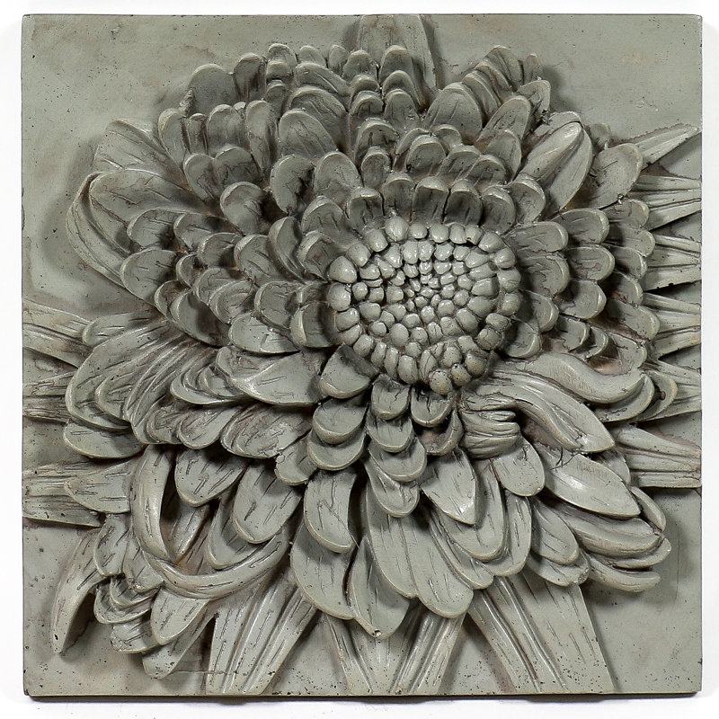 Sculpture murale en chrysanthème