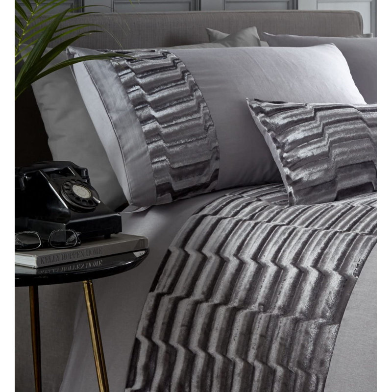 Delavan Bridgerton Damask Jacquard Luxury Duvet Cover Set, Stone, Kingsize Duvet Cover + 2 Standard Pillowcases