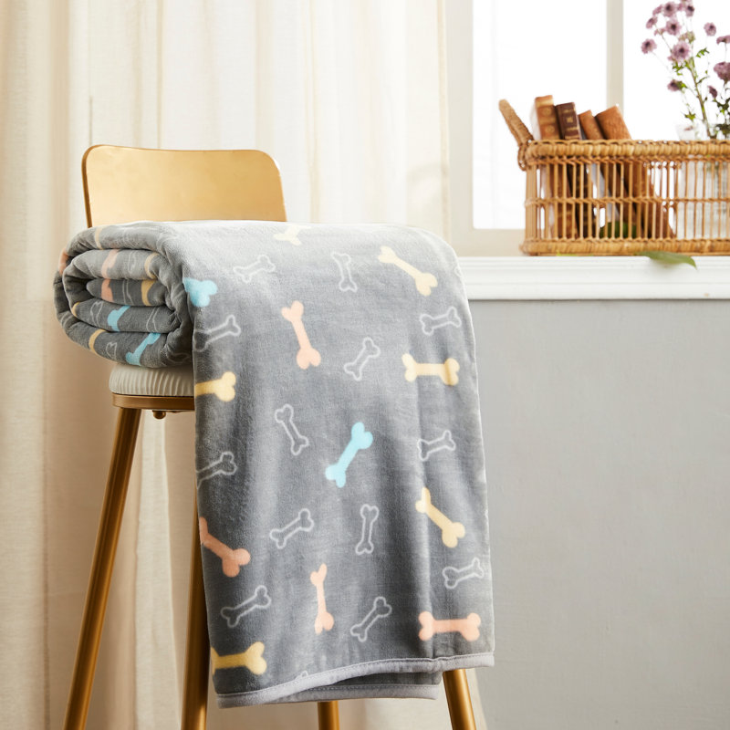 Animal Print Outdoor Pet Blanket, 64" x 40", Gray Bone