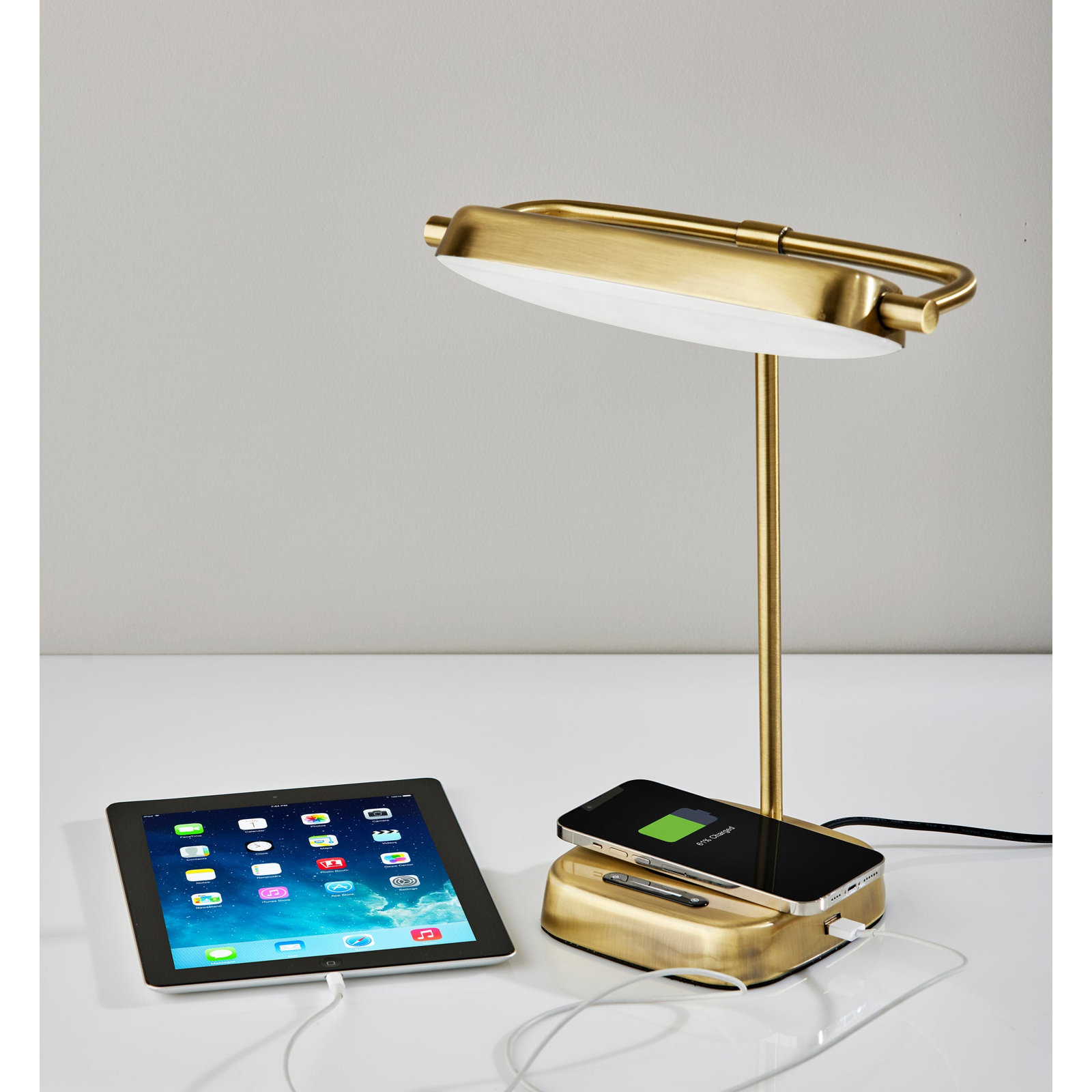 Metal USB Desk Lamp, Antique Brass, Antique Brass w. Frosted Diffuser