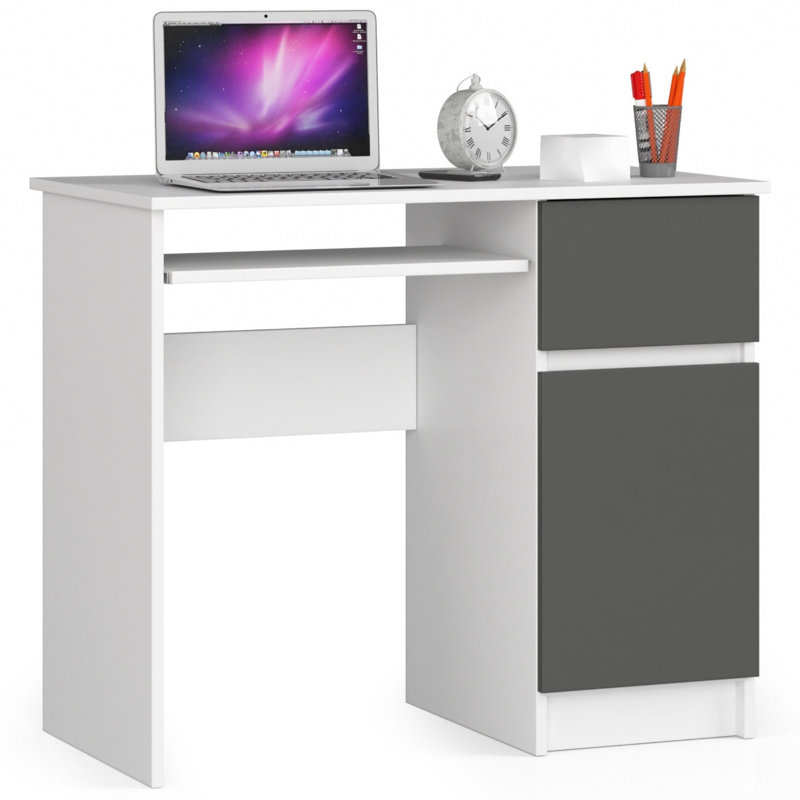 Souad Desk
