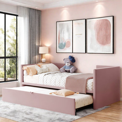 Upholstered Daybed With Pop Up Trundle