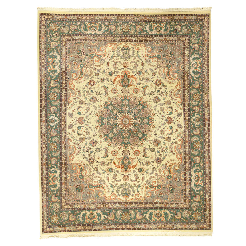 Tapis ivoire et vert clair de haute qualité noué à la main