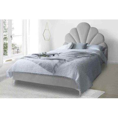 Upholstered Velvet Bed