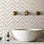Carreau de mosaïque murale à chevrons en marbre naturel 1 po x 3 po Supreme-67857339
