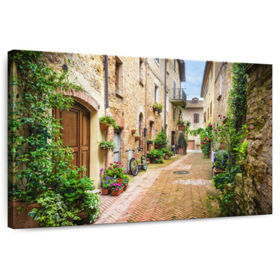 Ravi Quaint Tuscan Street