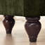 Canapé modulaire classique à trois places en forme de L avec accoudoirs évasés et volants amovibles, jupes plissées et pieds fuselés, canapé à quatre places en chenille confortable avec repose-pieds mobile-40222902